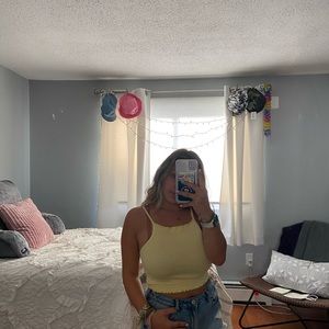 ✰ ✰ YELLOW CROPPED TANK TOP ✰ ✰
